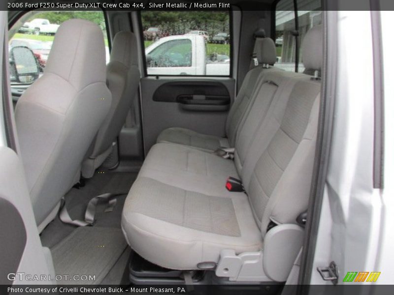 Silver Metallic / Medium Flint 2006 Ford F250 Super Duty XLT Crew Cab 4x4