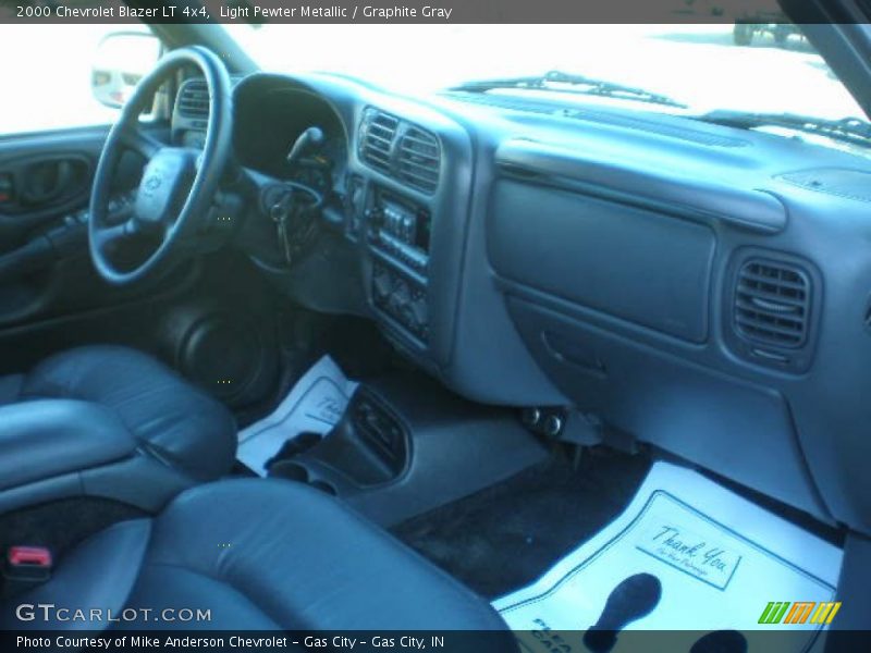 Light Pewter Metallic / Graphite Gray 2000 Chevrolet Blazer LT 4x4