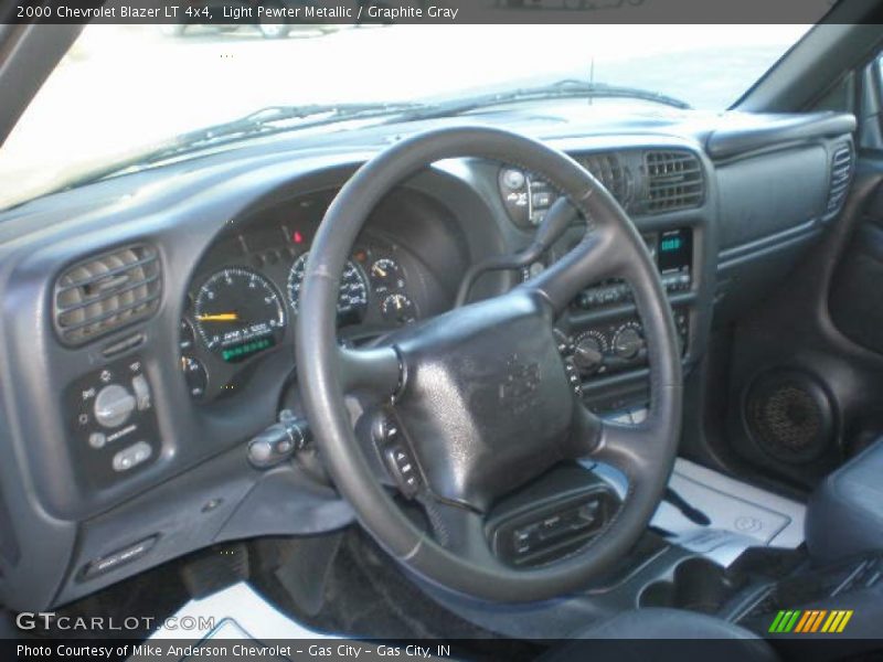 Light Pewter Metallic / Graphite Gray 2000 Chevrolet Blazer LT 4x4