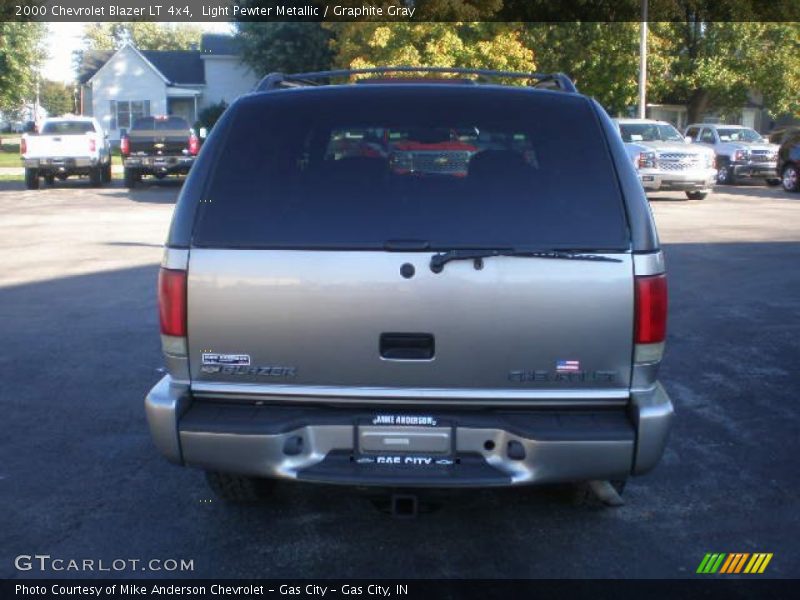 Light Pewter Metallic / Graphite Gray 2000 Chevrolet Blazer LT 4x4