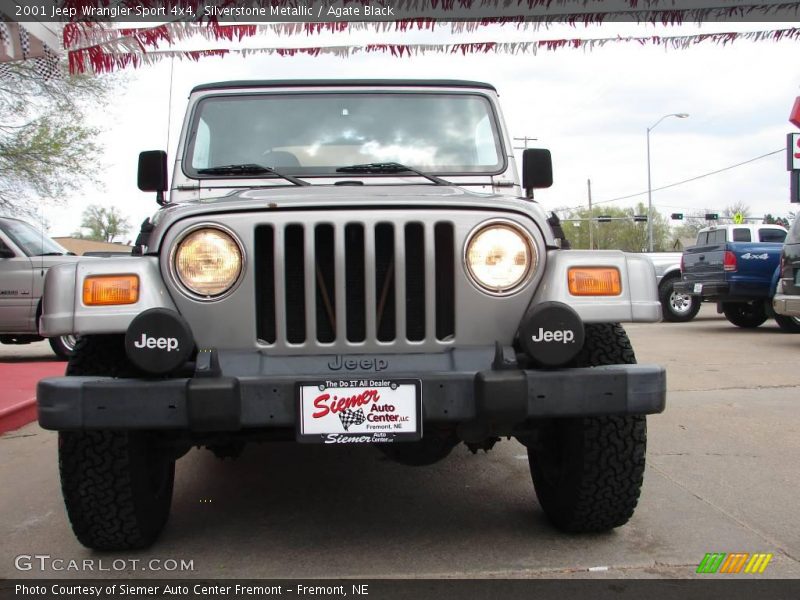 Silverstone Metallic / Agate Black 2001 Jeep Wrangler Sport 4x4