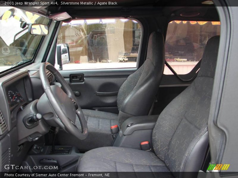 Silverstone Metallic / Agate Black 2001 Jeep Wrangler Sport 4x4