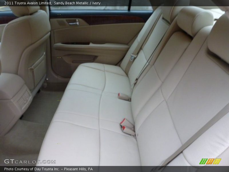 Sandy Beach Metallic / Ivory 2011 Toyota Avalon Limited