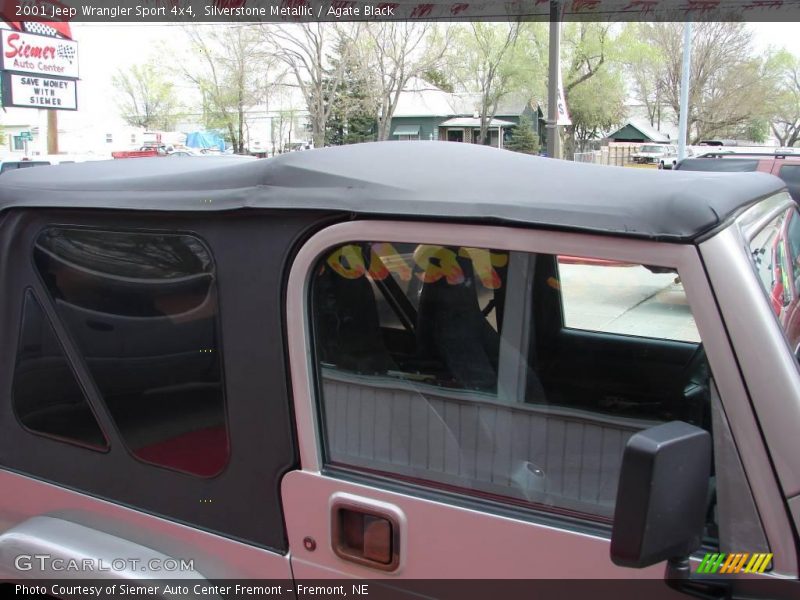 Silverstone Metallic / Agate Black 2001 Jeep Wrangler Sport 4x4