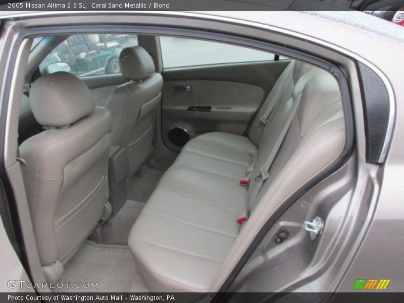 Coral Sand Metallic / Blond 2005 Nissan Altima 2.5 SL