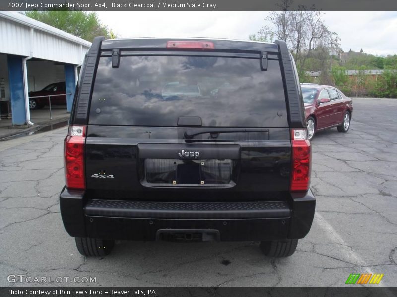 Black Clearcoat / Medium Slate Gray 2007 Jeep Commander Sport 4x4