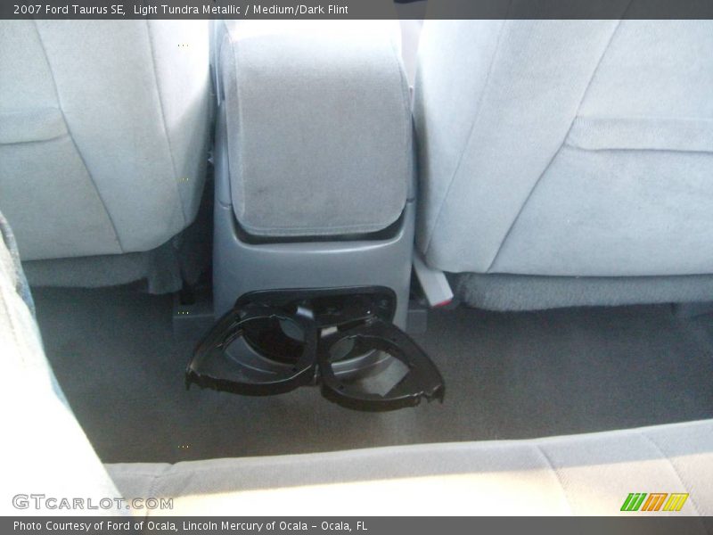 Light Tundra Metallic / Medium/Dark Flint 2007 Ford Taurus SE