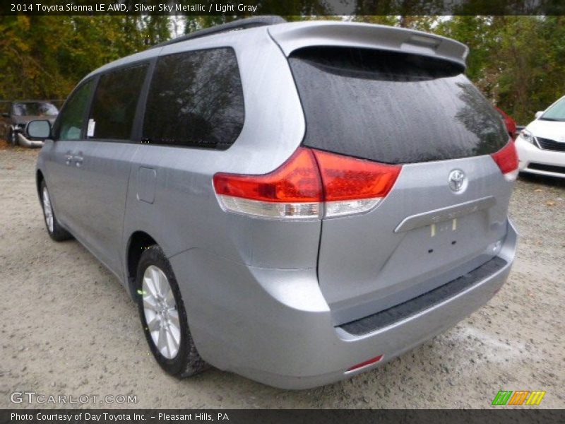Silver Sky Metallic / Light Gray 2014 Toyota Sienna LE AWD