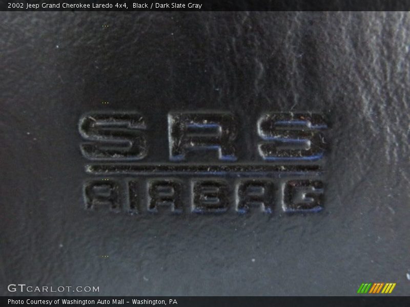 Black / Dark Slate Gray 2002 Jeep Grand Cherokee Laredo 4x4