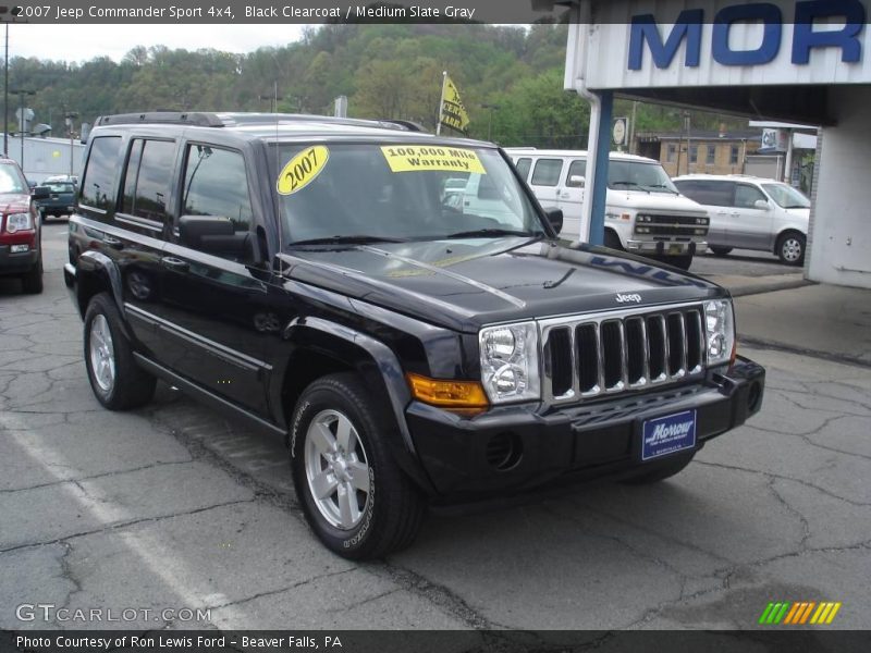 Black Clearcoat / Medium Slate Gray 2007 Jeep Commander Sport 4x4