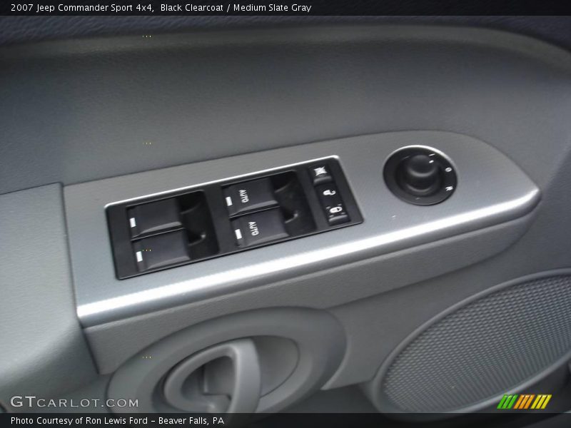 Black Clearcoat / Medium Slate Gray 2007 Jeep Commander Sport 4x4