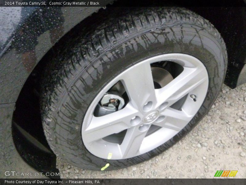 Cosmic Gray Metallic / Black 2014 Toyota Camry SE