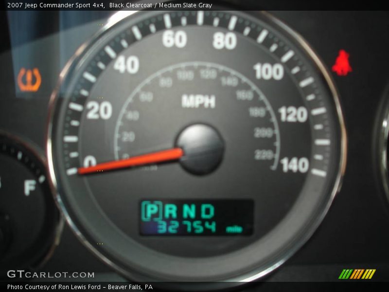 Black Clearcoat / Medium Slate Gray 2007 Jeep Commander Sport 4x4