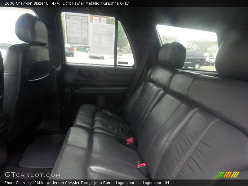 Light Pewter Metallic / Graphite Gray 2000 Chevrolet Blazer LT 4x4