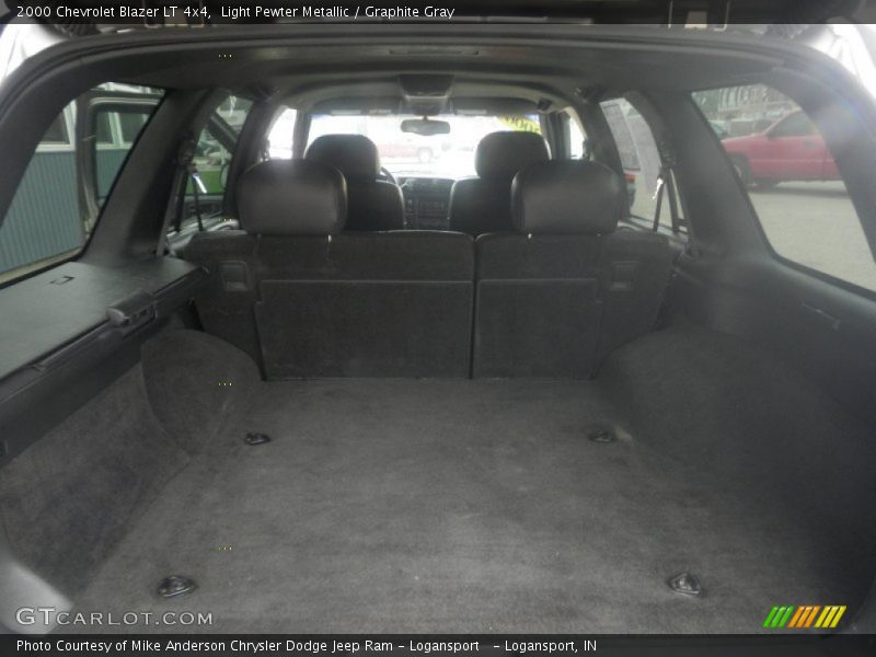 Light Pewter Metallic / Graphite Gray 2000 Chevrolet Blazer LT 4x4