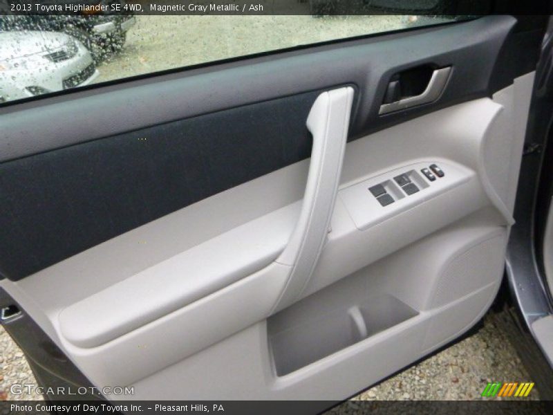 Magnetic Gray Metallic / Ash 2013 Toyota Highlander SE 4WD