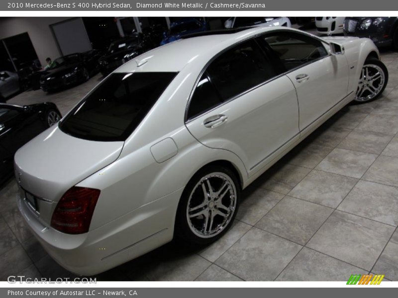 Diamond White Metallic / Cashmere/Savanna 2010 Mercedes-Benz S 400 Hybrid Sedan