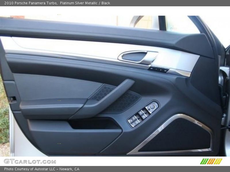 Door Panel of 2010 Panamera Turbo