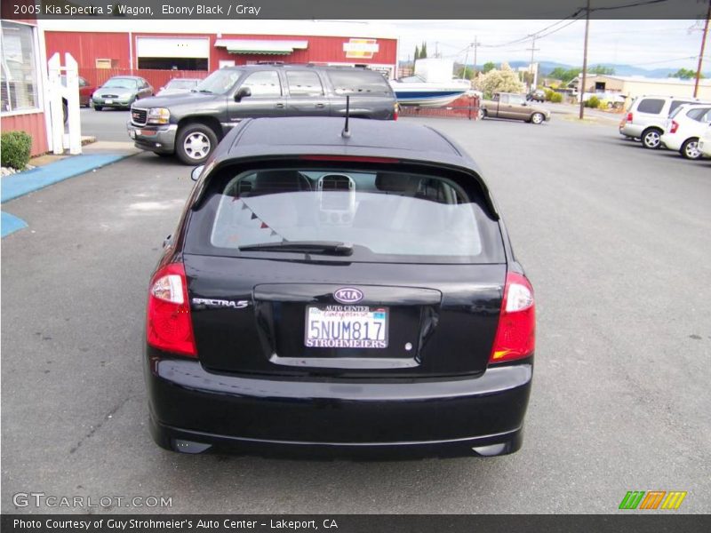 Ebony Black / Gray 2005 Kia Spectra 5 Wagon