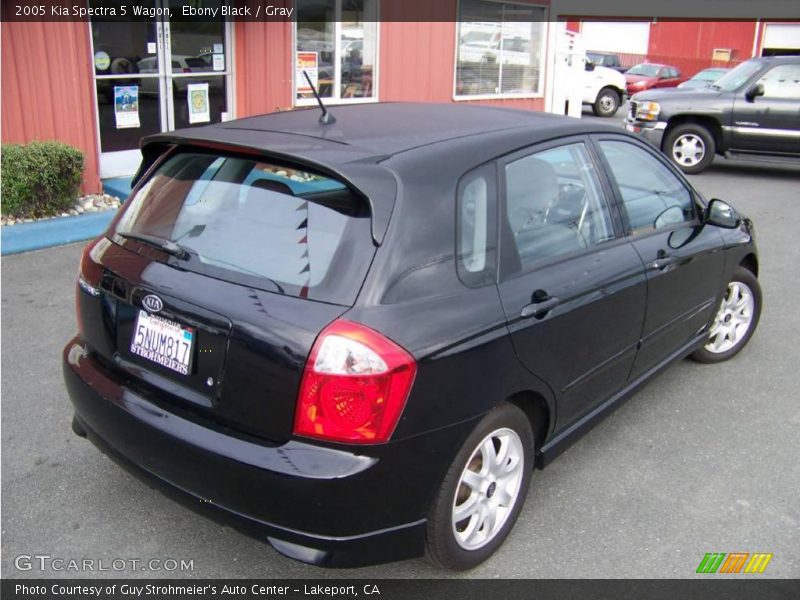 Ebony Black / Gray 2005 Kia Spectra 5 Wagon