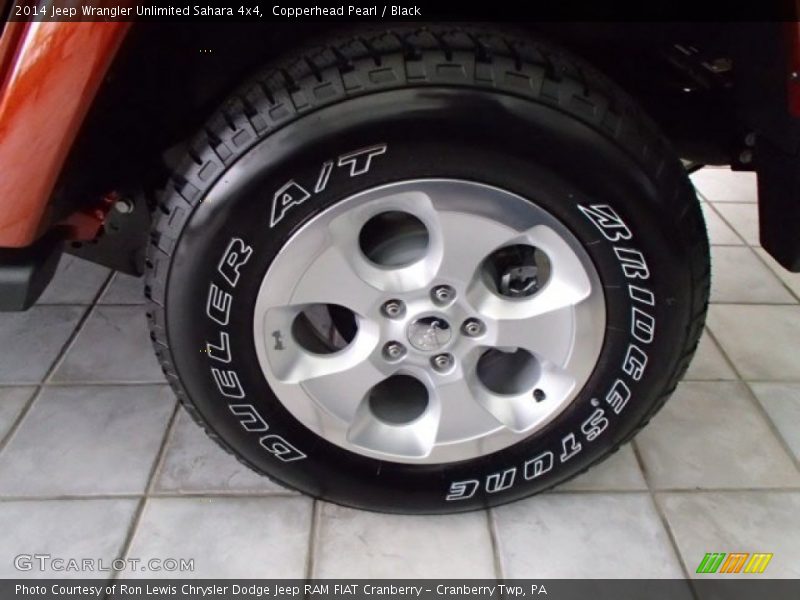  2014 Wrangler Unlimited Sahara 4x4 Wheel