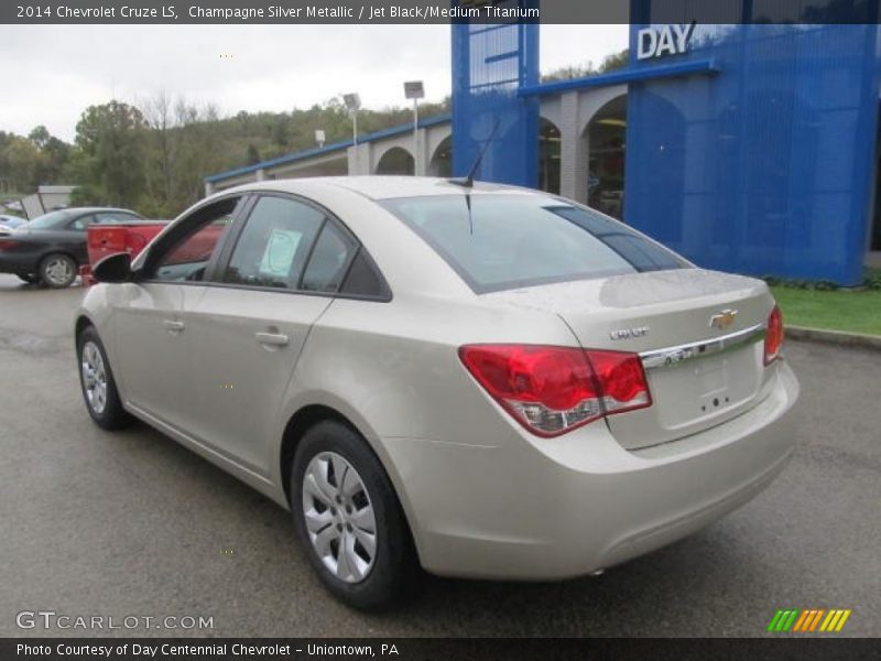 Champagne Silver Metallic / Jet Black/Medium Titanium 2014 Chevrolet Cruze LS