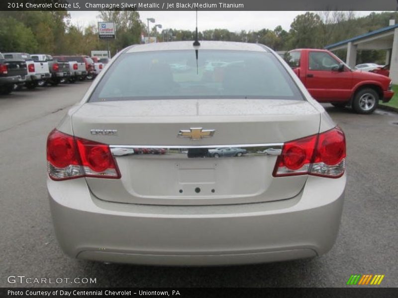 Champagne Silver Metallic / Jet Black/Medium Titanium 2014 Chevrolet Cruze LS