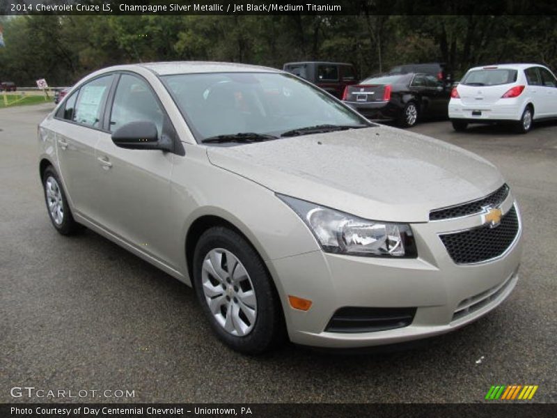 Champagne Silver Metallic / Jet Black/Medium Titanium 2014 Chevrolet Cruze LS