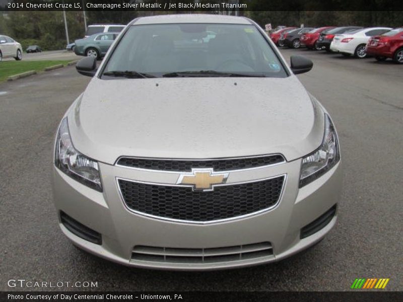 Champagne Silver Metallic / Jet Black/Medium Titanium 2014 Chevrolet Cruze LS