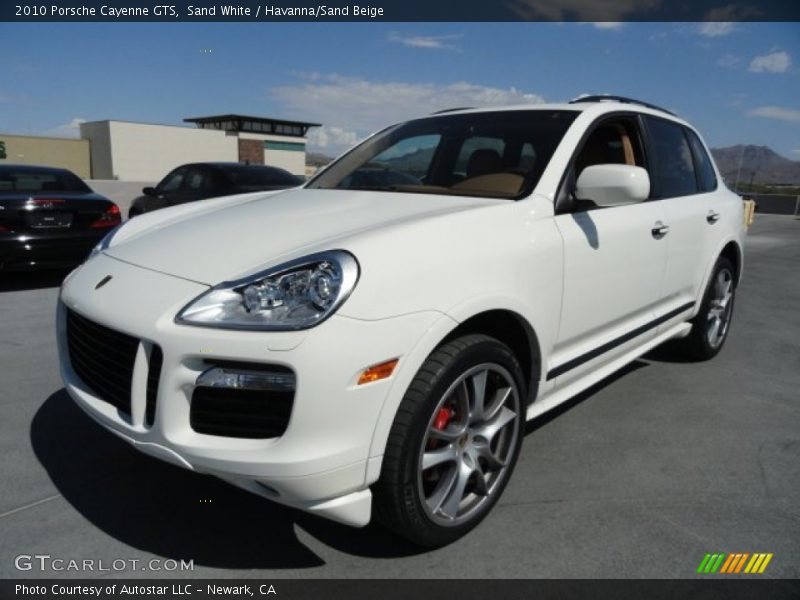 Sand White / Havanna/Sand Beige 2010 Porsche Cayenne GTS