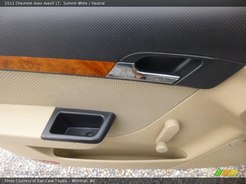 Summit White / Neutral 2011 Chevrolet Aveo Aveo5 LT
