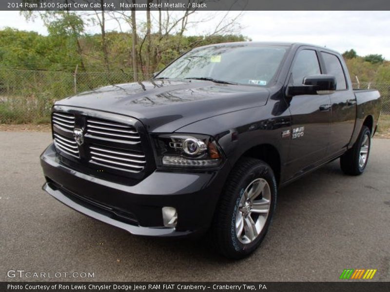 Front 3/4 View of 2014 1500 Sport Crew Cab 4x4