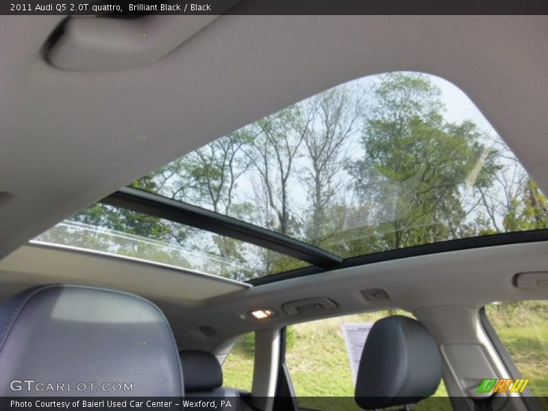 Brilliant Black / Black 2011 Audi Q5 2.0T quattro