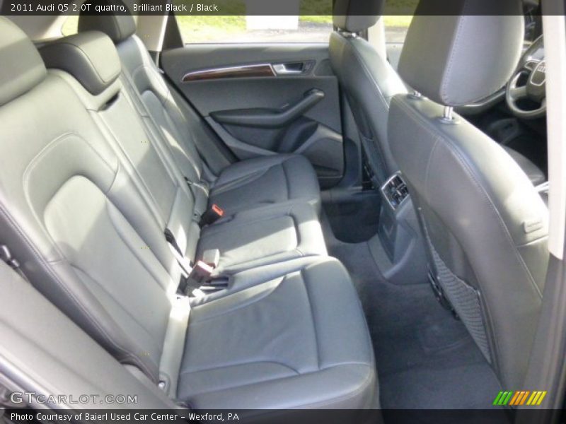 Brilliant Black / Black 2011 Audi Q5 2.0T quattro
