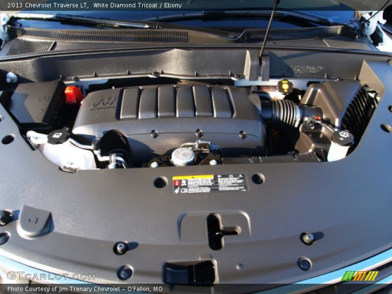 White Diamond Tricoat / Ebony 2013 Chevrolet Traverse LT