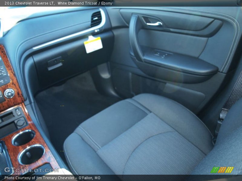 White Diamond Tricoat / Ebony 2013 Chevrolet Traverse LT