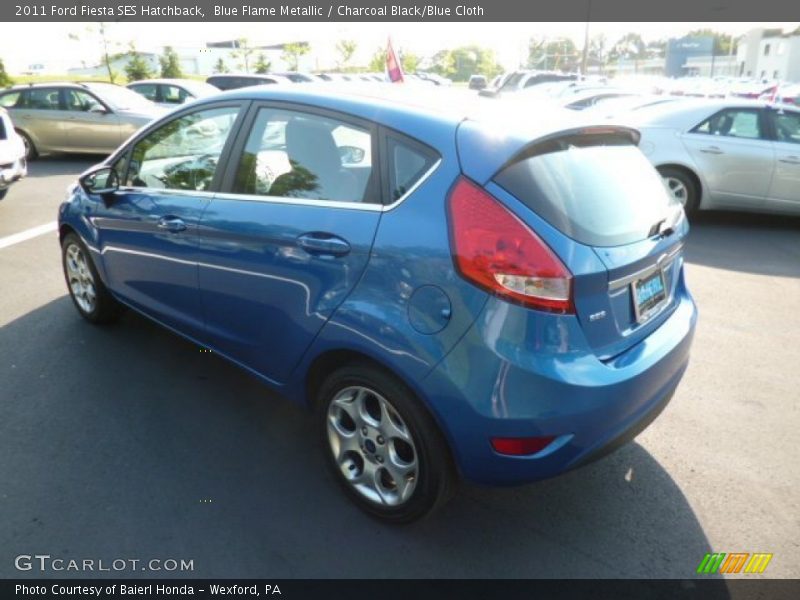 Blue Flame Metallic / Charcoal Black/Blue Cloth 2011 Ford Fiesta SES Hatchback