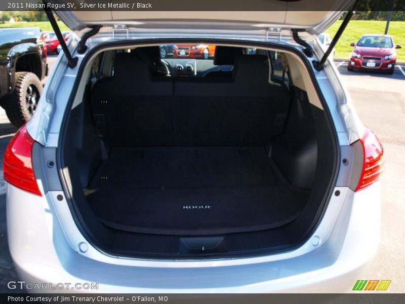 Silver Ice Metallic / Black 2011 Nissan Rogue SV