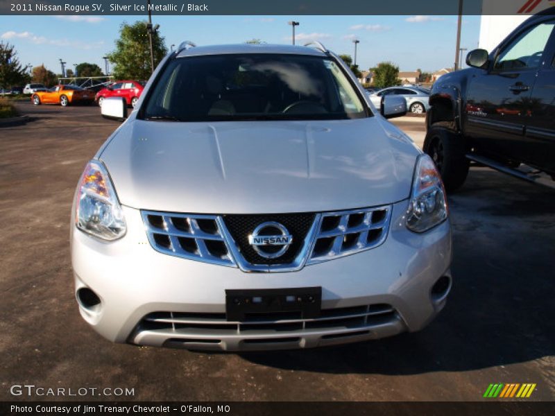 Silver Ice Metallic / Black 2011 Nissan Rogue SV