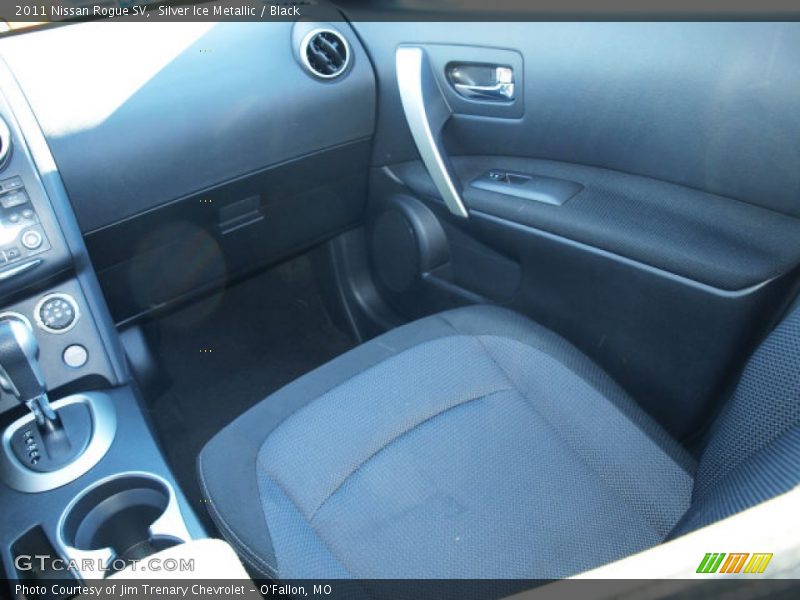 Silver Ice Metallic / Black 2011 Nissan Rogue SV