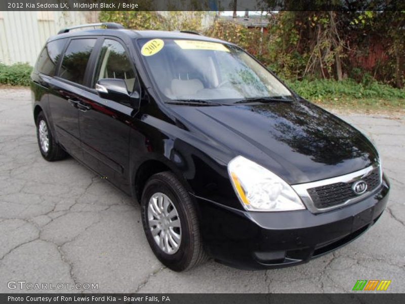 Midnight Black / Beige 2012 Kia Sedona LX