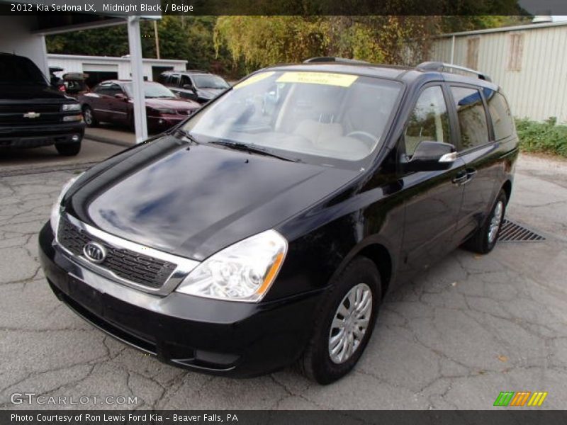 Midnight Black / Beige 2012 Kia Sedona LX