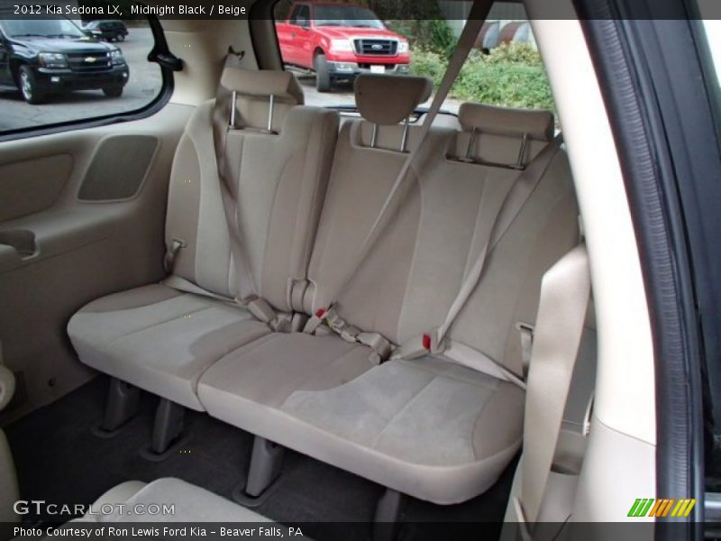 Midnight Black / Beige 2012 Kia Sedona LX