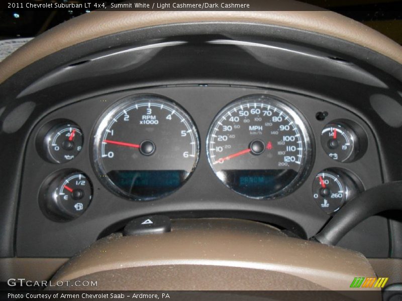 Summit White / Light Cashmere/Dark Cashmere 2011 Chevrolet Suburban LT 4x4