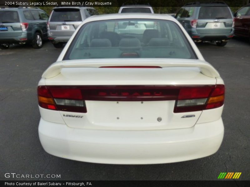 White Birch / Gray Moquette 2004 Subaru Legacy L Sedan
