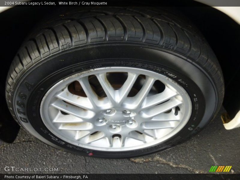 White Birch / Gray Moquette 2004 Subaru Legacy L Sedan