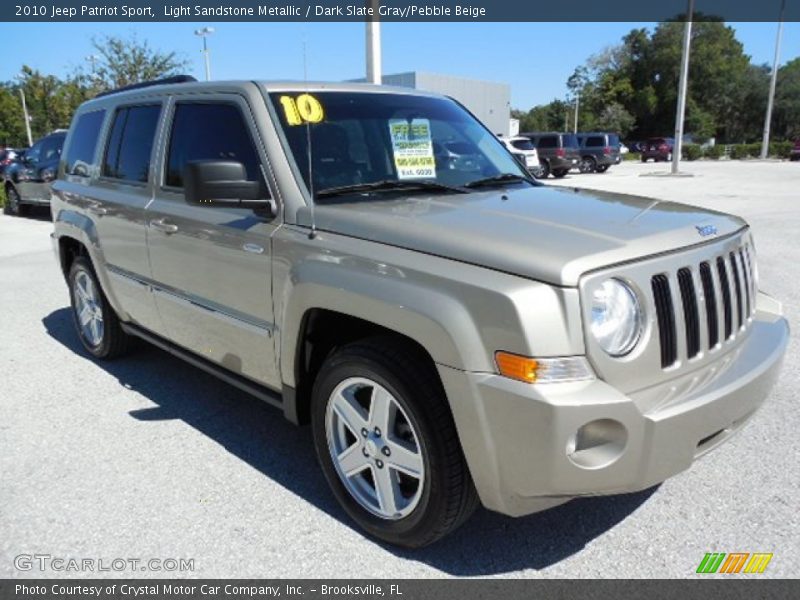 Light Sandstone Metallic / Dark Slate Gray/Pebble Beige 2010 Jeep Patriot Sport
