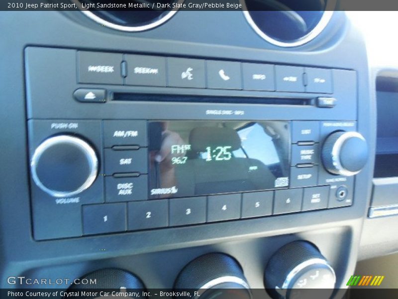 Light Sandstone Metallic / Dark Slate Gray/Pebble Beige 2010 Jeep Patriot Sport