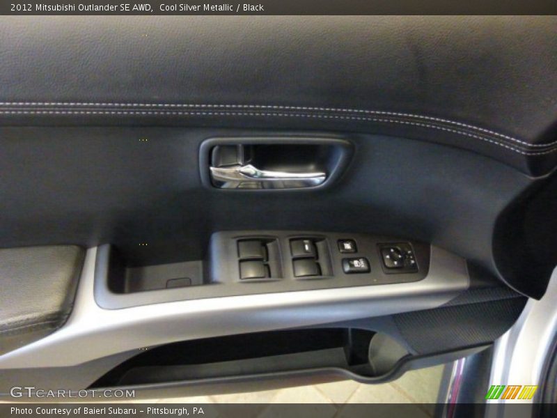 Cool Silver Metallic / Black 2012 Mitsubishi Outlander SE AWD