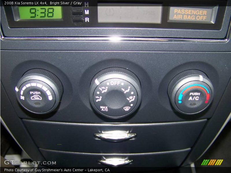 Bright Silver / Gray 2008 Kia Sorento LX 4x4